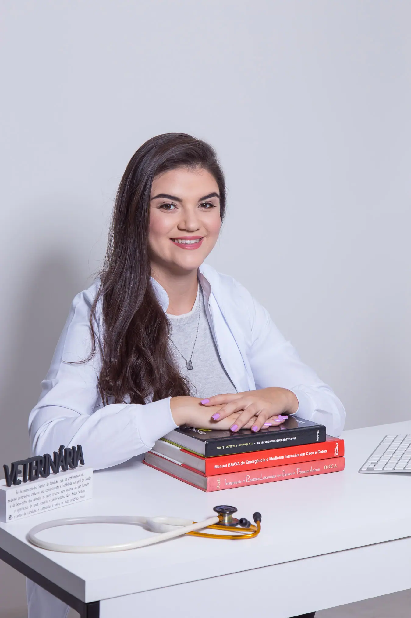Dra. Kathy Alves, veterinária domiciliar na Zona Sul de São Paulo